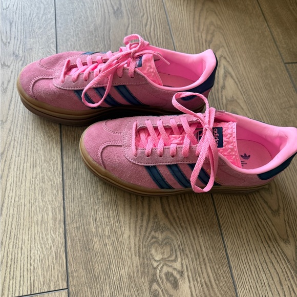 Adidas Gazelle Pink and Navy Sneakers - Picture 4 of 9